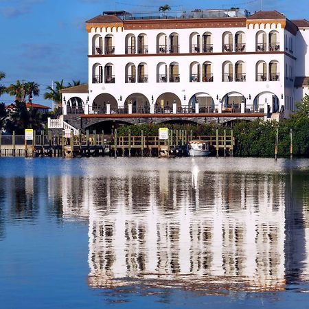 The Hotel Zamora St. Pete Beach Extérieur photo